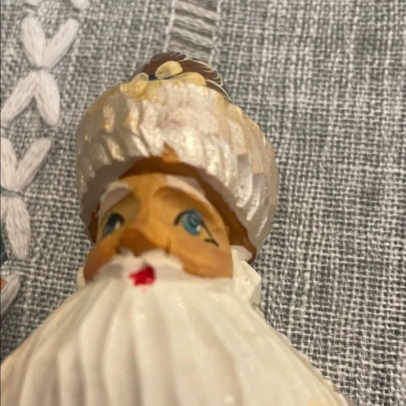 Hand-Painted Russian Santa Figurine - Picture 5 of 6